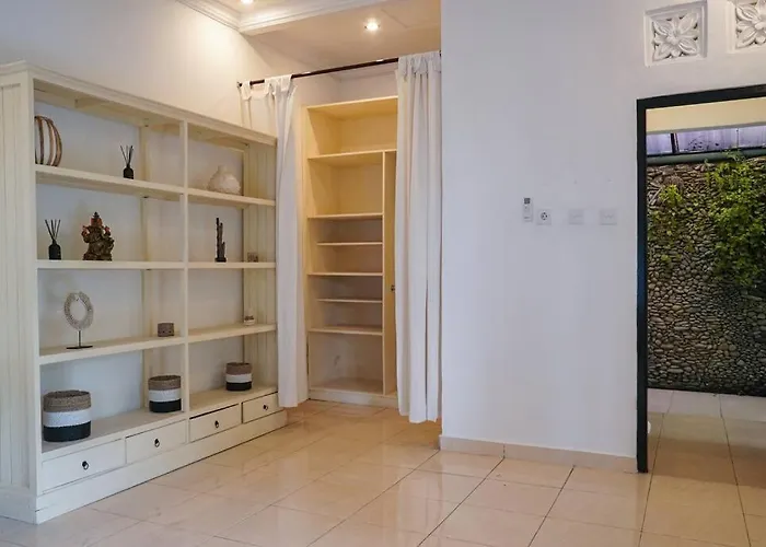 Villa J4